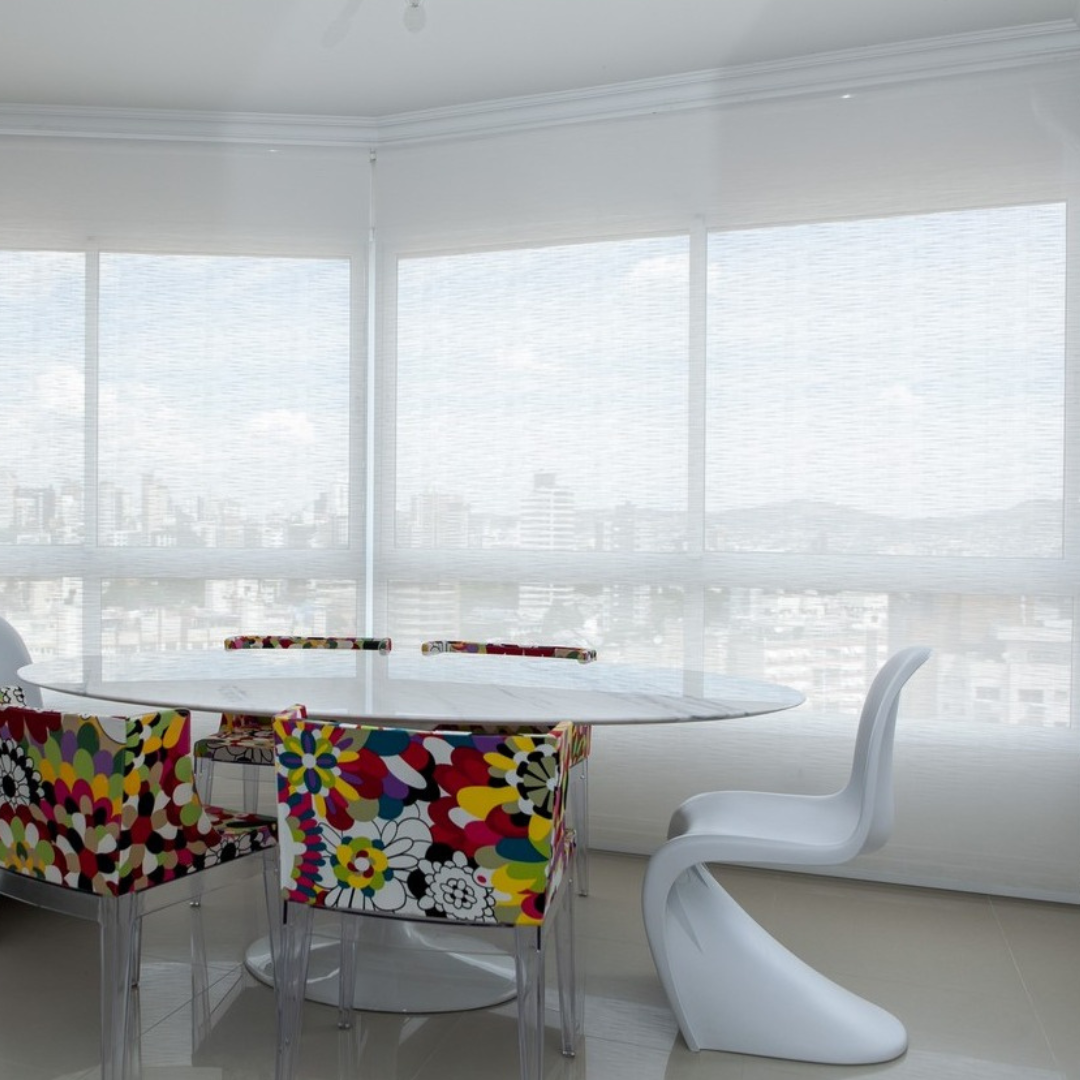 PERSIANA ROLO TELA SOLAR, CONSULTAR MEDIDAS E PREÇO COM VENDEDOR.